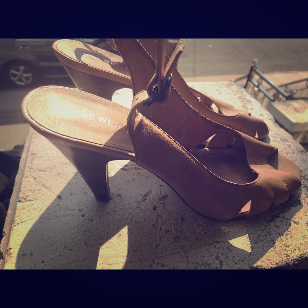 Nine West Designer 5 inch Tan Heels